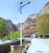 農(nóng)村裝太陽(yáng)能路燈配置這么選能省不少錢